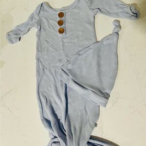 CADEN LANE Infant Bamboo Waffle Knit Knotted Gown